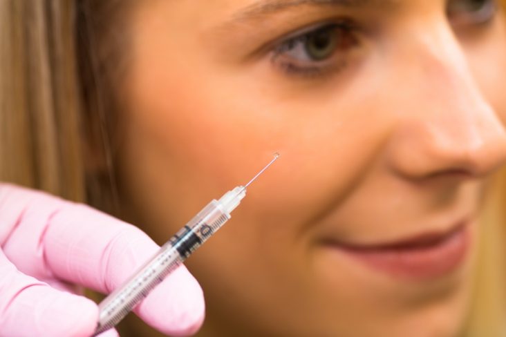aplikace botulotoxinu